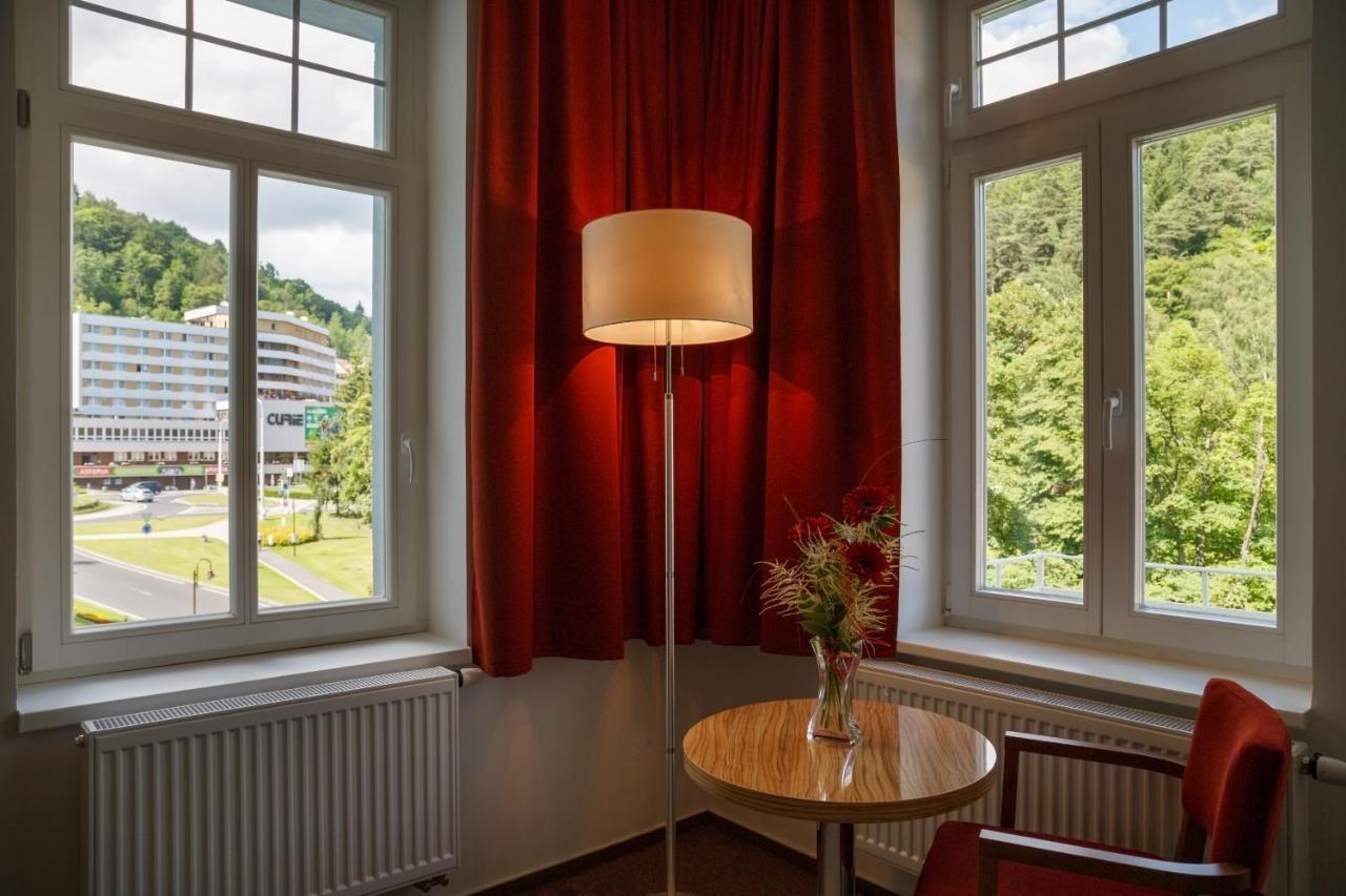 Hotel Astoria Jáchymov Dış mekan fotoğraf