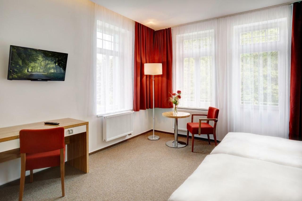 Hotel Astoria Jáchymov Dış mekan fotoğraf